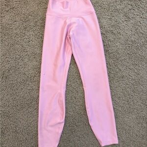 Alo Yoga 7/8 High-Waist Airlift Legging Sweet Pink xxs gently worn